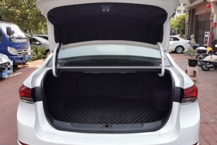 Used Buick GT 2021 Revised Version Flagship 1.5L Automatic Elite Edition Trunk