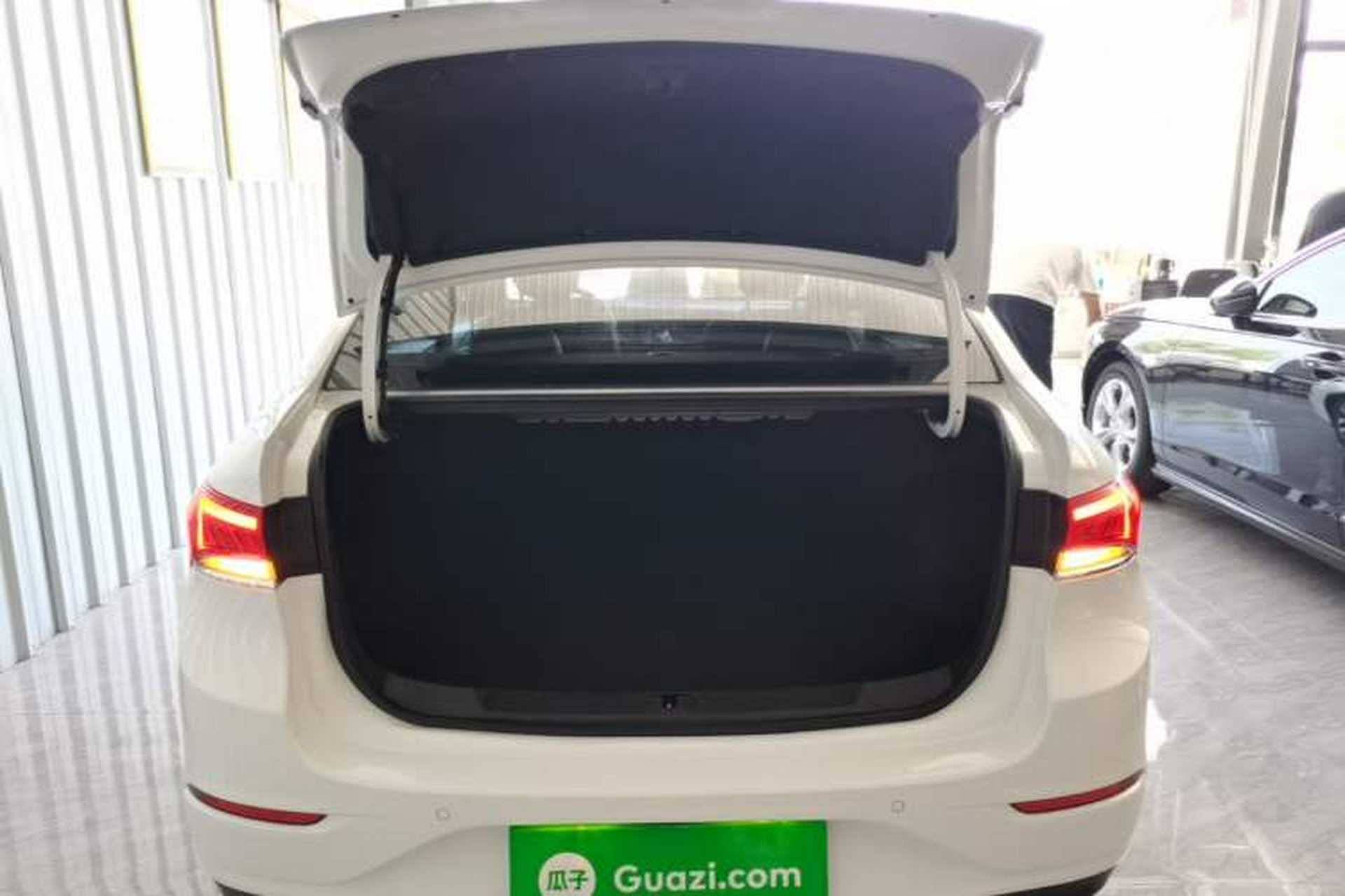 Used Buick GT 2021 Revised Version 1.3T Automatic Mild Hybrid Elite Edition Trunk