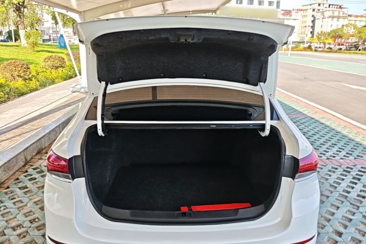 Used Buick GT 2021 Revised Version Flagship 1.5L Automatic Elite Edition Trunk