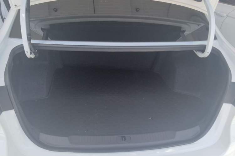 Used Buick GT 2021 Revised Version Flagship 1.5L Automatic Elite Edition Trunk