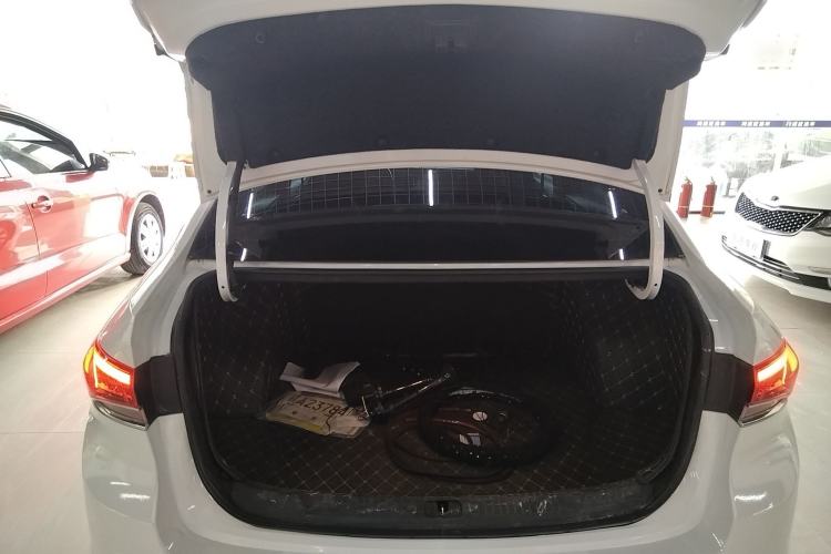 Used Buick GT 2021 Revised Version Flagship 1.5L Automatic Elite Edition Trunk