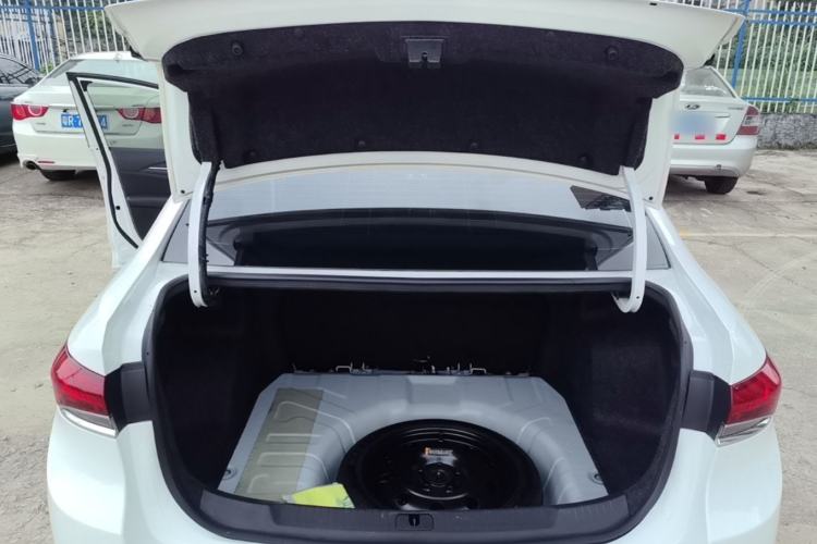 Used Buick GT 2021 Revised Version Flagship 1.5L Automatic Entry-Level Trim Trunk