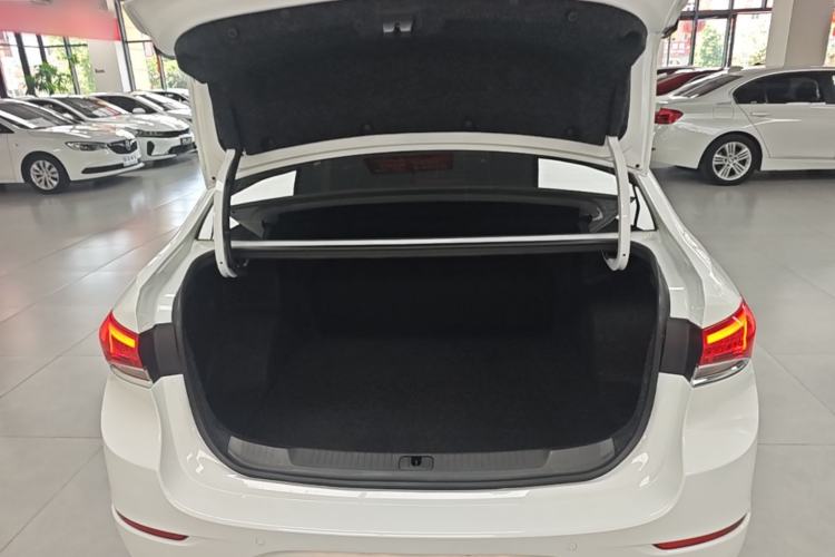 Used Buick GT 2021 Revised Version 1.3T Automatic Mild Hybrid Advanced Edition Trunk