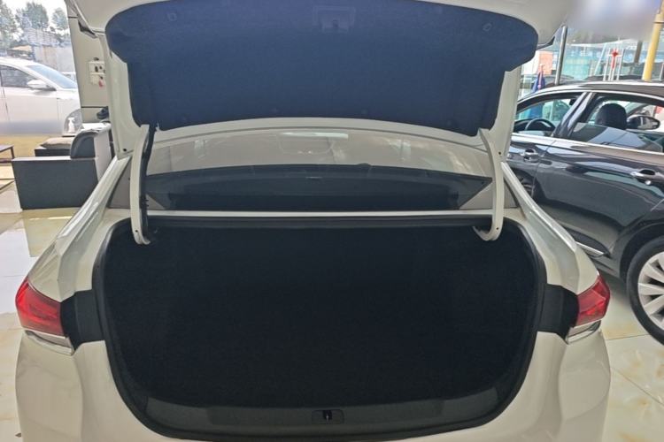 Used Buick GT 2021 Revised Version Flagship 1.5L Automatic Elite Edition Trunk
