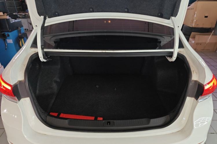 Used Buick GT 2021 Revised Version Flagship 1.5L Automatic Elite Edition Trunk