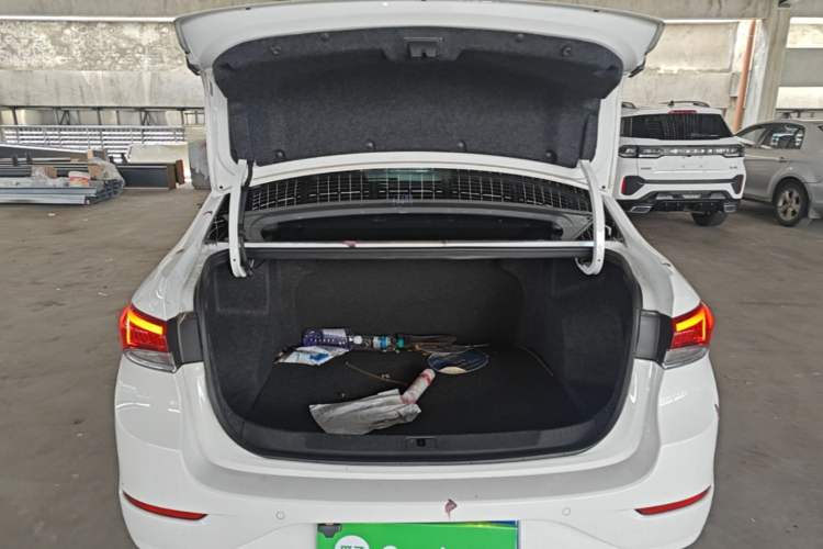 Used Buick GT 2021 Exemplar 1.5L Automatic Elite Version Trunk