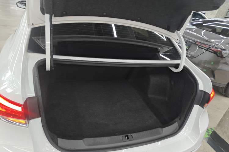 Used Buick GT 2021 1.3T Automatic Mild Hybrid Elite Version Trunk