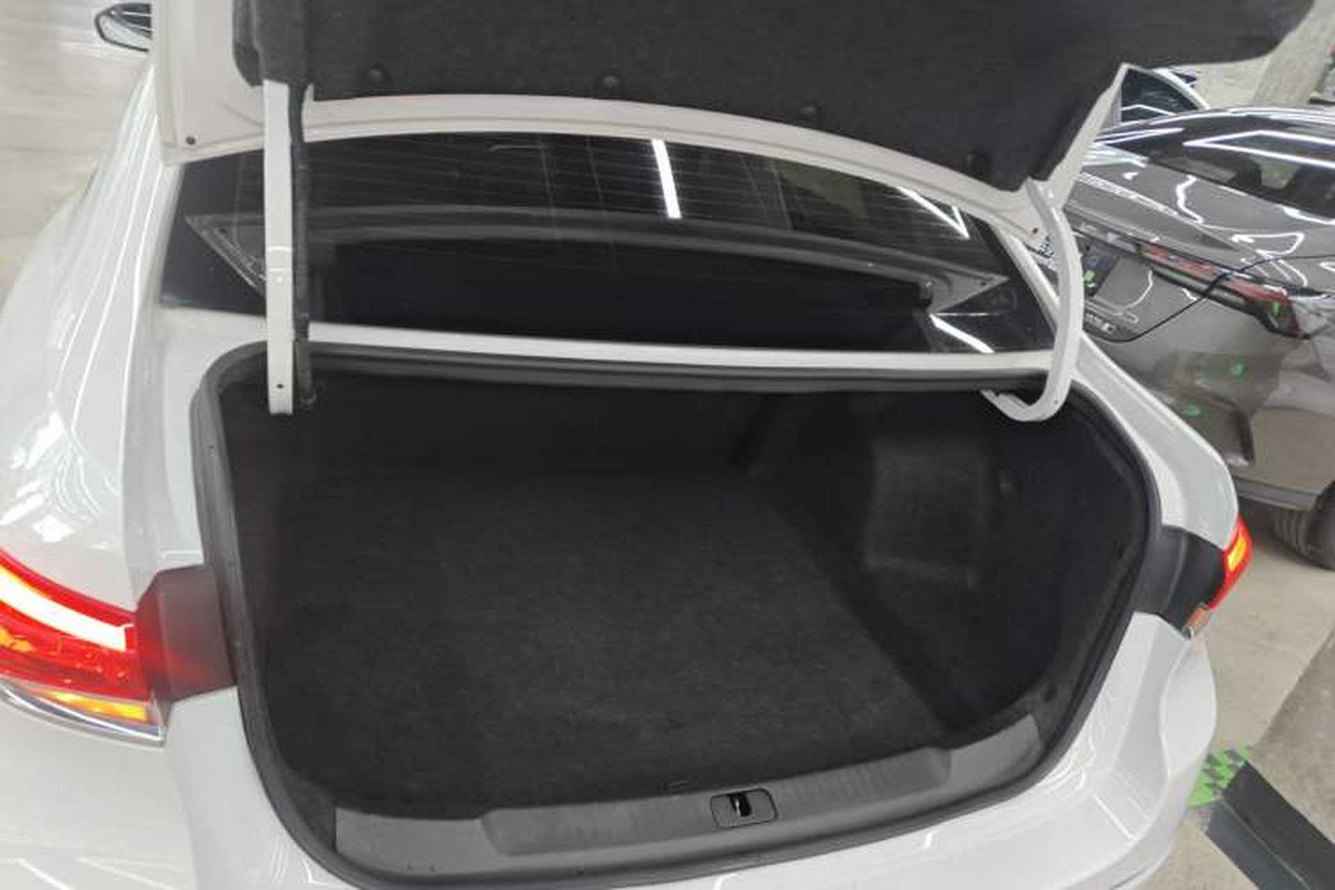 Used Buick GT 2021 1.3T Automatic Mild Hybrid Elite Version Trunk