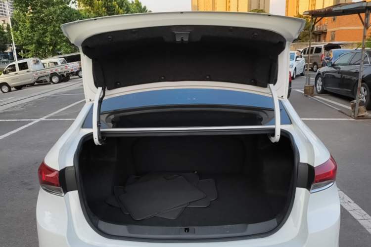 Used Buick GT 2021 Revised Version Flagship 1.5L Automatic Elite Edition Trunk