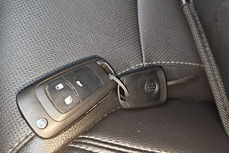 Used Buick GT 2021 Revised Version Flagship 1.5L Automatic Entry-Level Trim Vehicle Key