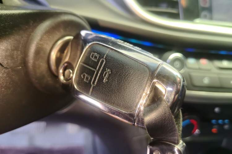 Used Buick GT 2021 Revised Version Flagship 1.5L Automatic Elite Edition Vehicle Key