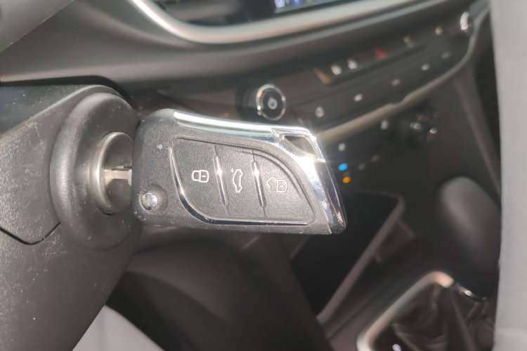 Used Buick GT 2021 Revised Version Flagship 1.5L Automatic Elite Edition Vehicle Key