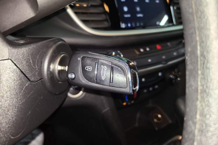Used Buick GT 2021 Revised Version 1.3T Automatic Mild Hybrid Elite Edition Vehicle Key