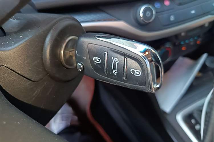 Used Buick GT 2021 1.3T Automatic Mild Hybrid Elite Version Vehicle Key