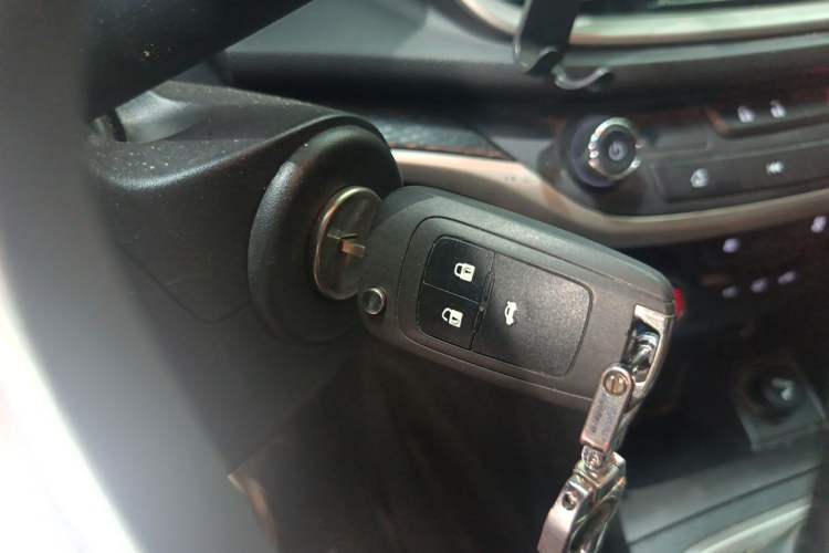 Used Buick GT 2021 Revised Version 1.3T Automatic Mild Hybrid Elite Edition Vehicle Key
