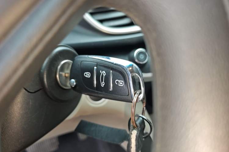 Used Buick GT 2021 Exemplar 1.5L Automatic Elite Version Vehicle Key