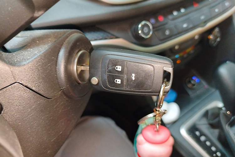 Used Buick GT 2021 Revised Version 1.3T Automatic Mild Hybrid Elite Edition Vehicle Key