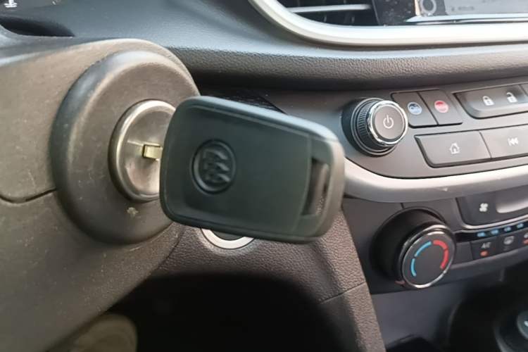 Used Buick GT 2021 Revised Version Flagship 1.5L Automatic Elite Edition Vehicle Key