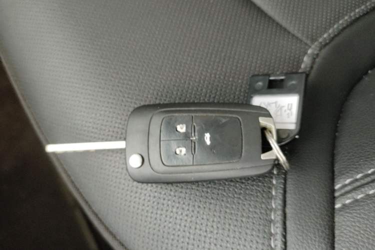 Used Buick GT 2021 Revised Version 1.3T Automatic Mild Hybrid Advanced Edition Vehicle Key