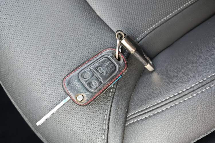 Used Buick GT 2021 Revised Version 1.3T Automatic Mild Hybrid Elite Edition Vehicle Key