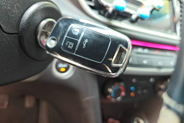 Used Buick GT 2021 Revised Version Flagship 1.5L Automatic Elite Edition Vehicle Key