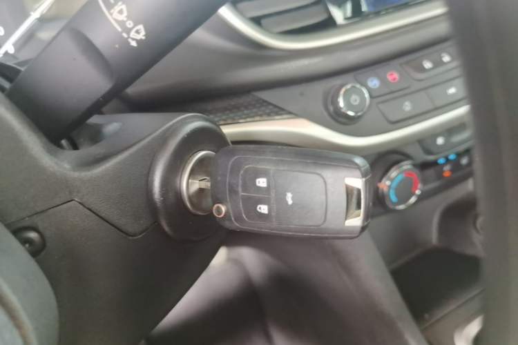 Used Buick GT 2021 Revised Version Flagship 1.5L Automatic Elite Edition Vehicle Key