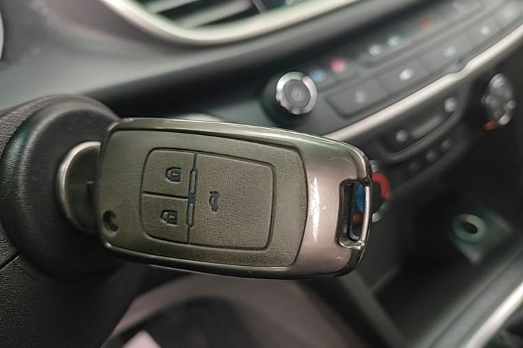 Used Buick GT 2021 Revised Version 1.3T Automatic Mild Hybrid Elite Edition Vehicle Key