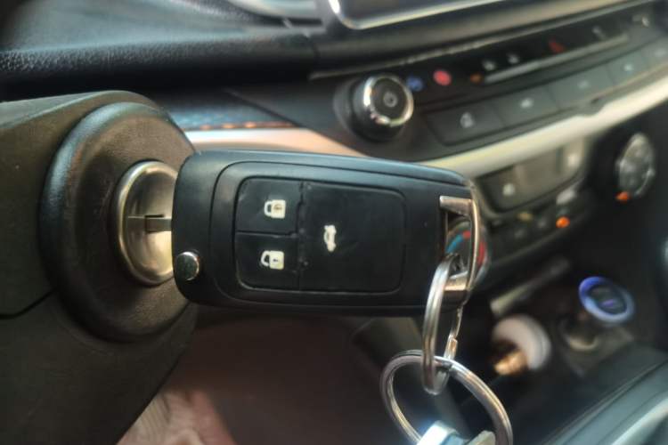 Used Buick GT 2021 1.3T Automatic Mild Hybrid Elite Version Vehicle Key