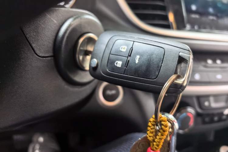 Used Buick GT 2021 Revised Version Flagship 1.5L Automatic Elite Edition Vehicle Key