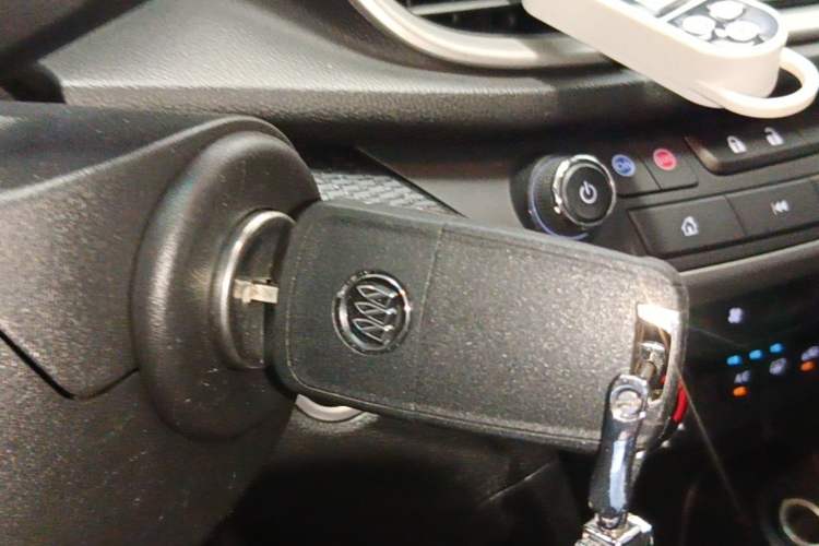 Used Buick GT 2021 Revised Version Flagship 1.5L Automatic Elite Edition Vehicle Key