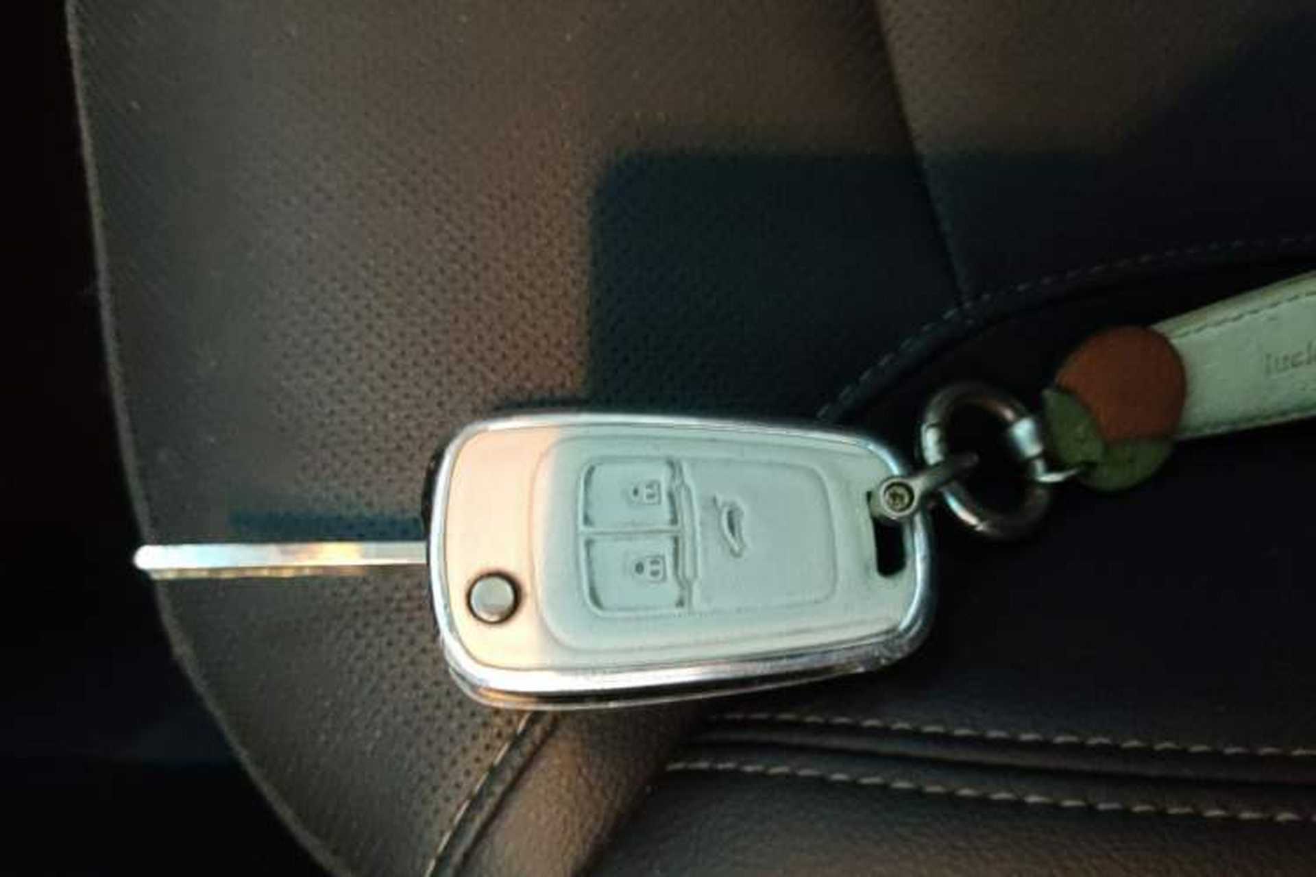 Used Buick GT 2021 Revised Version Flagship 1.5L Automatic Elite Edition Vehicle Key