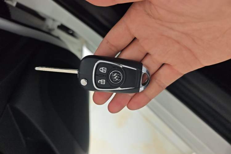 Used Buick GT 2021 1.3T Automatic Mild Hybrid Elite Version Vehicle Key