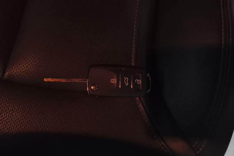 Used Buick GT 2021 Revised Version Flagship 1.5L Automatic Elite Edition Vehicle Key
