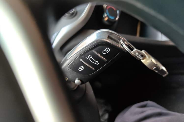 Used Buick GT 2021 Revised Version Flagship 1.5L Automatic Elite Edition Vehicle Key