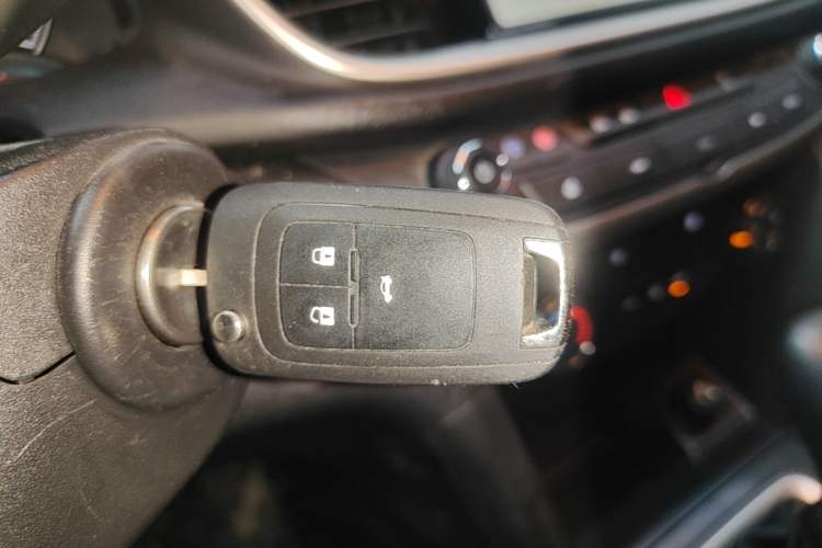 Used Buick GT 2021 Revised Version Flagship 1.5L Automatic Elite Edition Vehicle Key