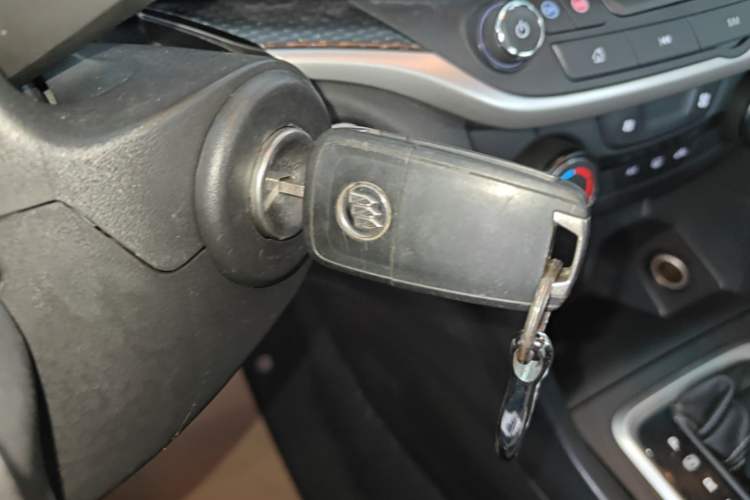 Used Buick GT 2021 1.3T Automatic Mild Hybrid Elite Version Vehicle Key