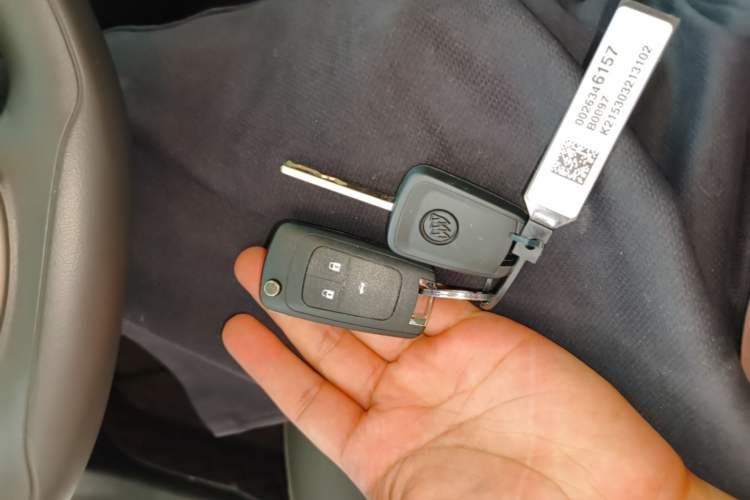Used Buick GT 2021 Revised Version Flagship 1.5L Automatic Entry-Level Trim Vehicle Key