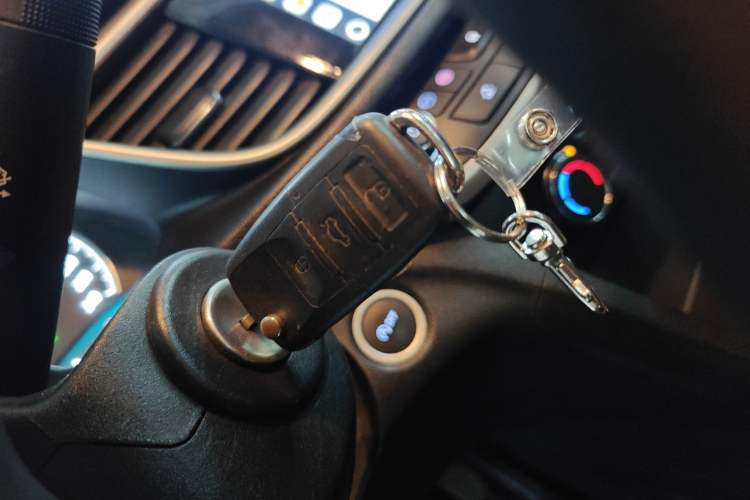 Used Buick GT 2021 Revised Version Flagship 1.5L Automatic Elite Edition Vehicle Key