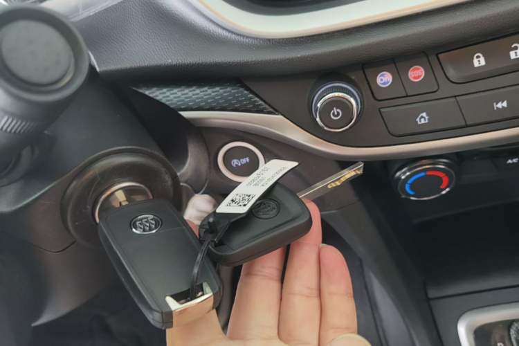 Used Buick GT 2021 Revised Version Flagship 1.5L Automatic Elite Edition Vehicle Key
