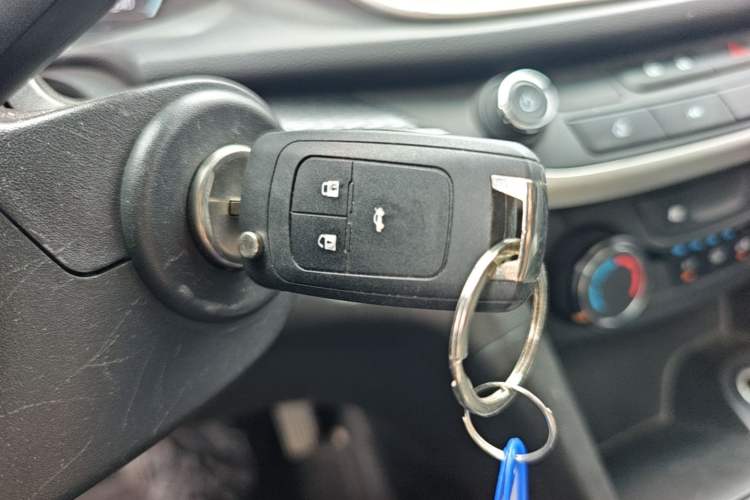 Used Buick GT 2021 Revised Version Flagship 1.5L Automatic Elite Edition Vehicle Key