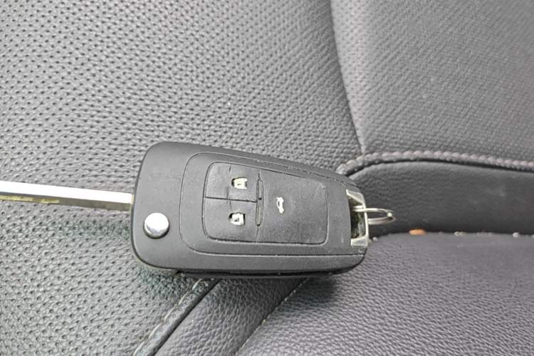 Used Buick GT 2021 Revised Version 1.3T Automatic Mild Hybrid Elite Edition Vehicle Key