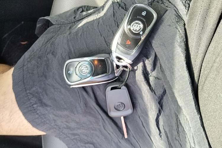 Used Buick GT 2021 Revised Version Flagship 1.5L Automatic Elite Edition Vehicle Key