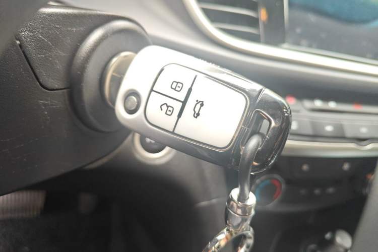 Used Buick GT 2021 Revised Version Flagship 1.5L Automatic Elite Edition Vehicle Key