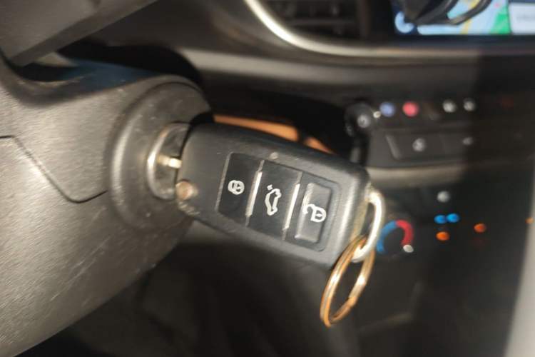 Used Buick GT 2021 Revised Version Flagship 1.5L Automatic Elite Edition Vehicle Key