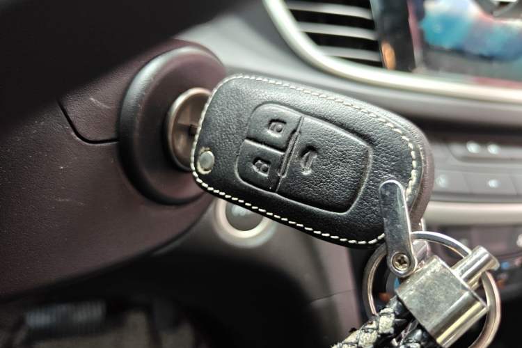 Used Buick GT 2021 Revised Version Flagship 1.5L Automatic Elite Edition Vehicle Key