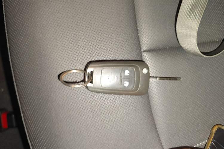 Used Buick GT 2021 Revised Version Flagship 1.5L Automatic Entry-Level Trim Vehicle Key