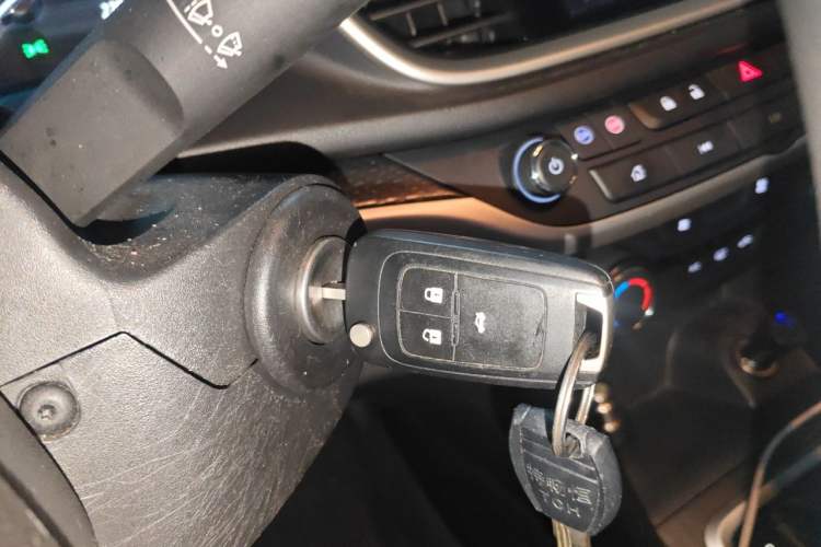 Used Buick GT 2021 1.3T Automatic Mild Hybrid Elite Version Vehicle Key