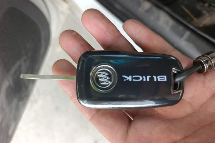 Used Buick GT 2021 Revised Version 1.3T Automatic Mild Hybrid Elite Edition Vehicle Key