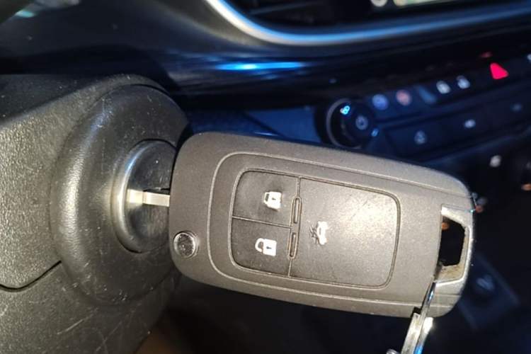 Used Buick GT 2021 Revised Version 1.3T Automatic Mild Hybrid Elite Edition Vehicle Key