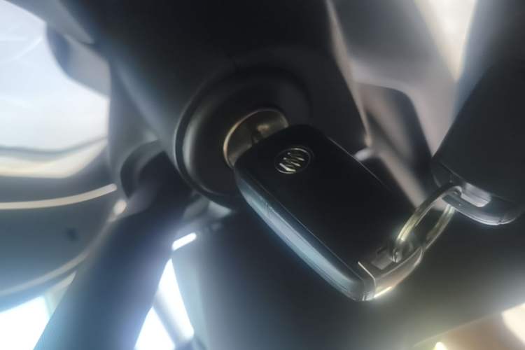 Used Buick GT 2021 Revised Version Flagship 1.5L Automatic Elite Edition Vehicle Key